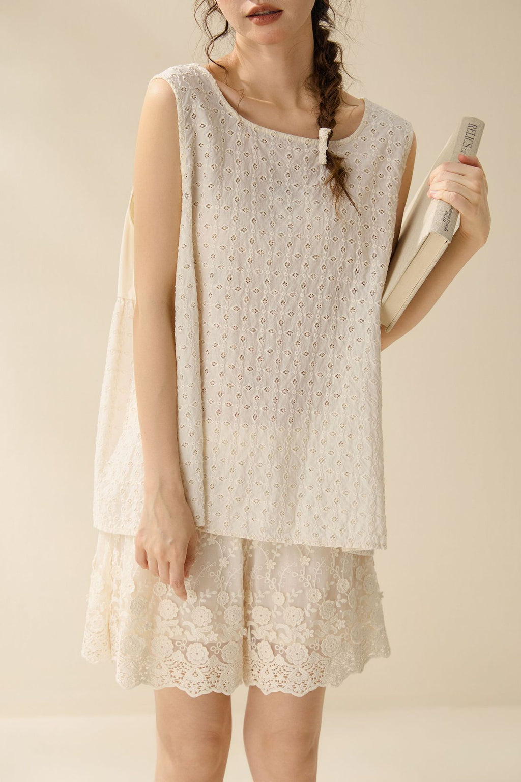 Lace shorts for women