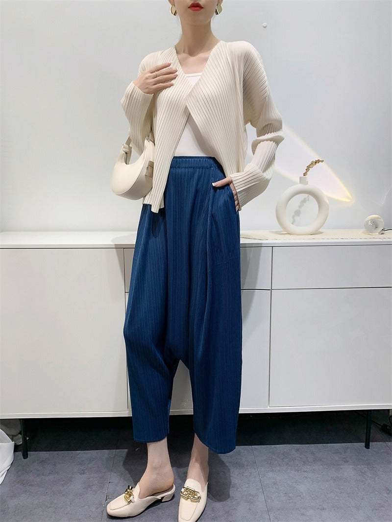 Wrinkled Haren suspender pants