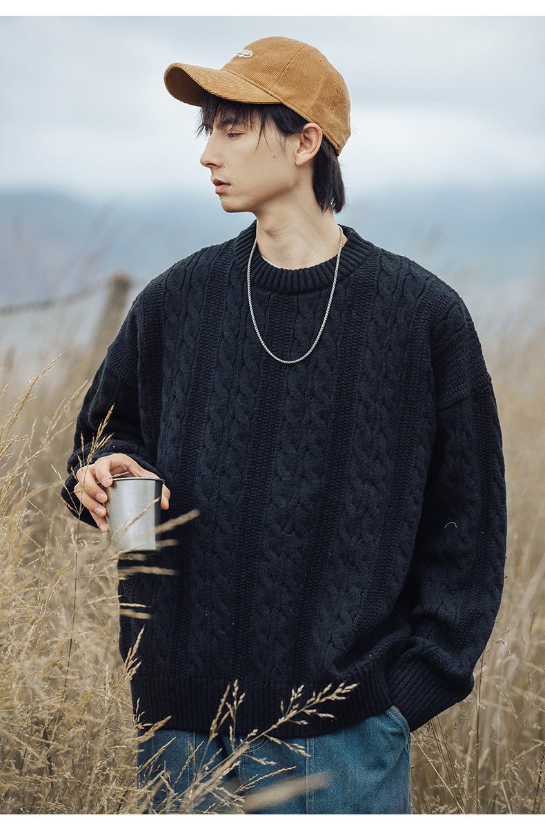 Round neck loose sweater for men