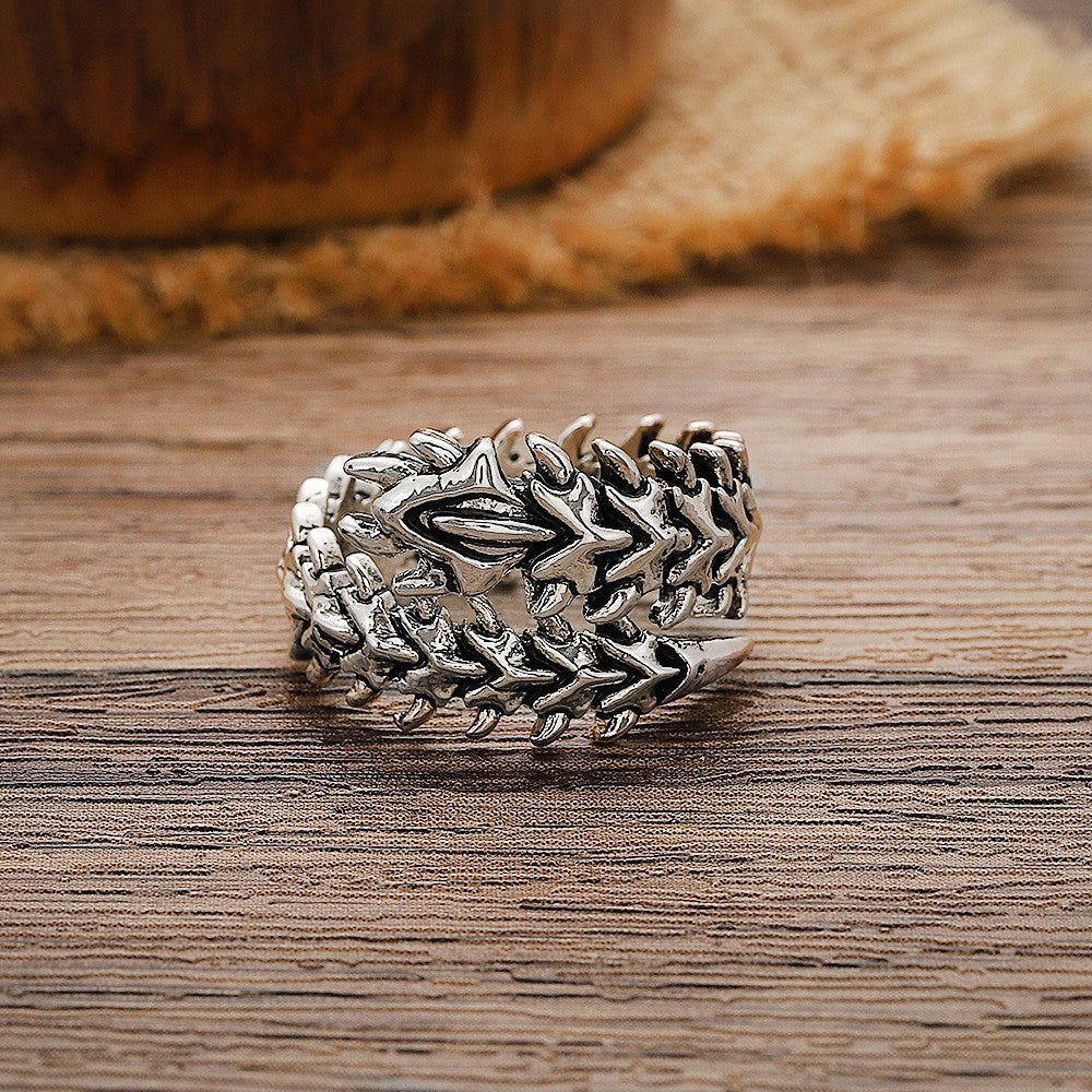 Spine Skull Ring