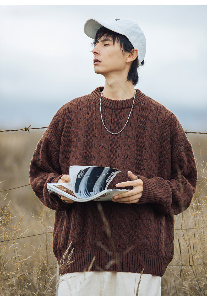 Round neck loose sweater for men