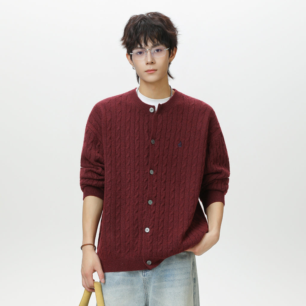 Round neck sweater for men
