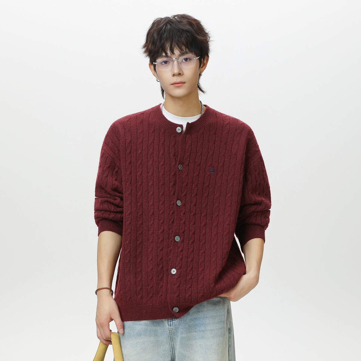 Round neck sweater for men
