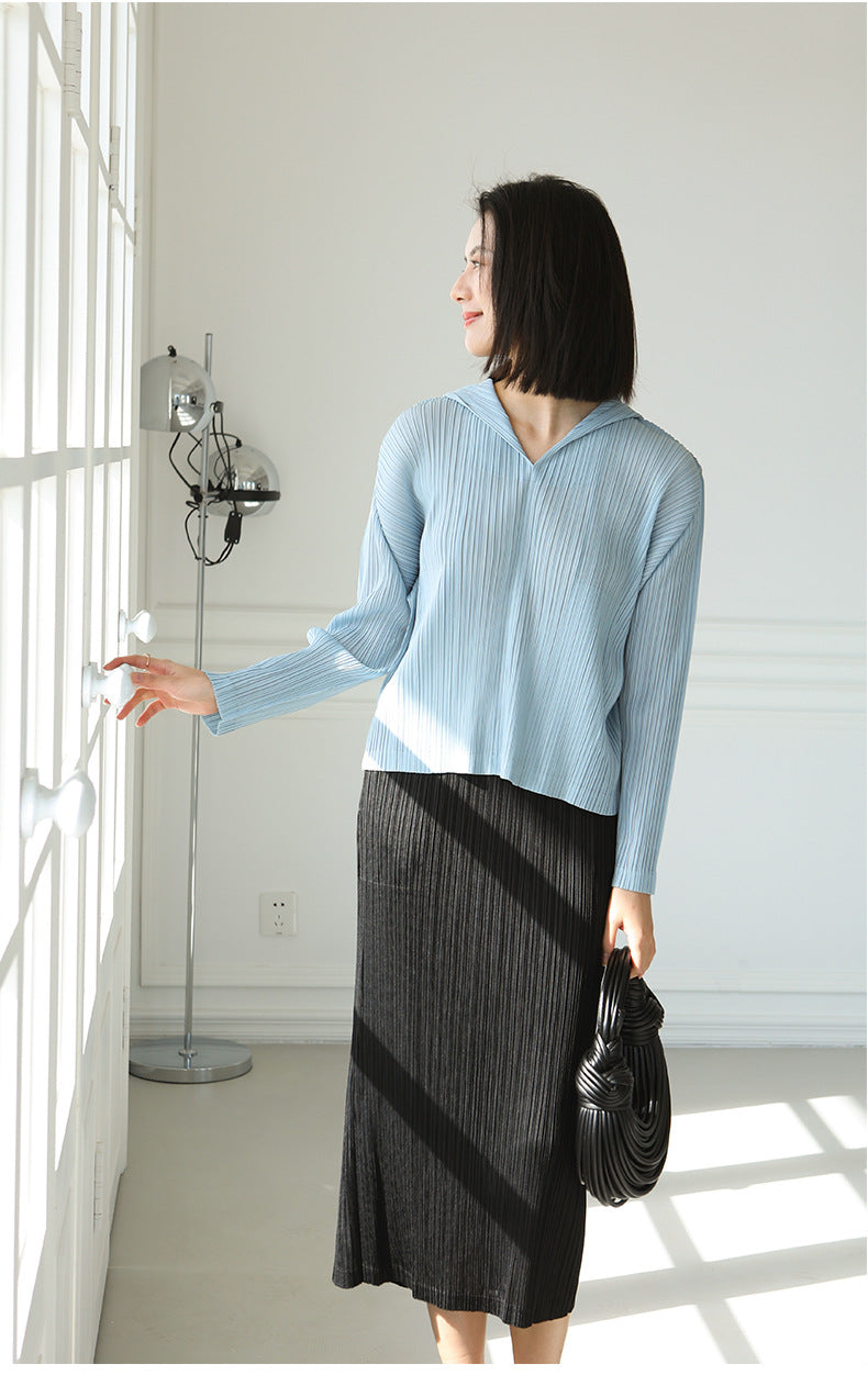 Pleated Hooded Sweatshirt