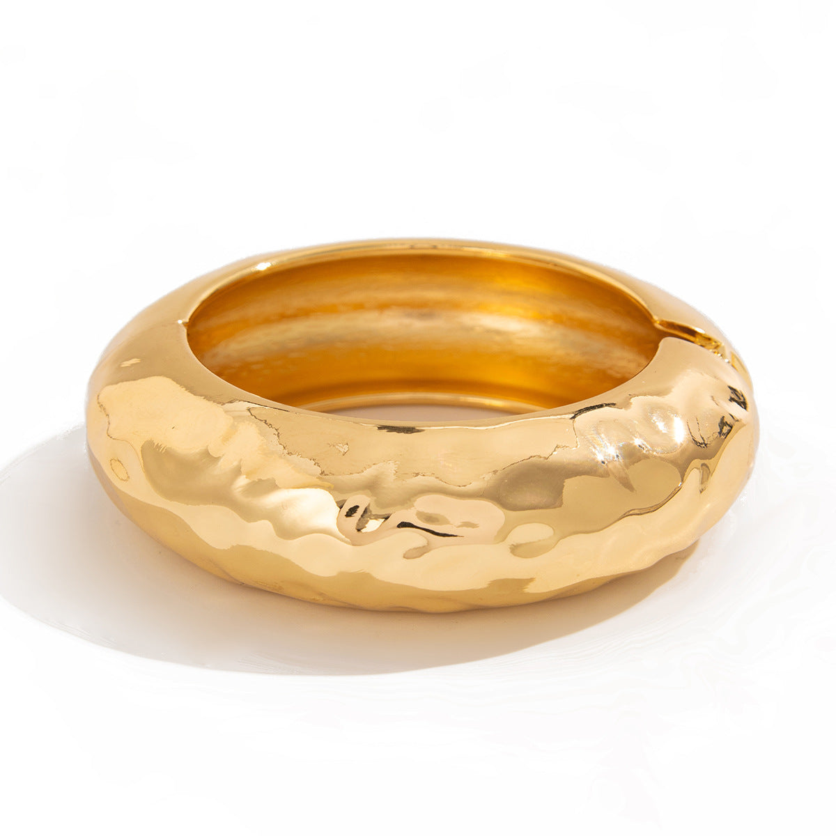 Round wide grain spring bracelet