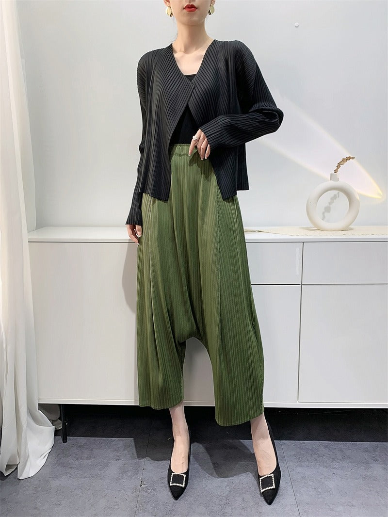 Wrinkled Haren suspender pants