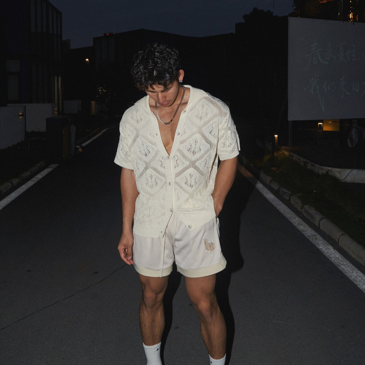 Short sleeved knitted shirt for men