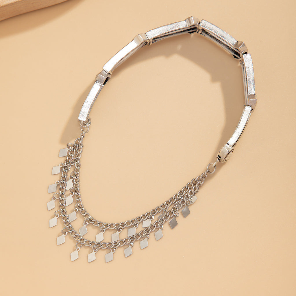 Ethnic arm chain with adjustable opening