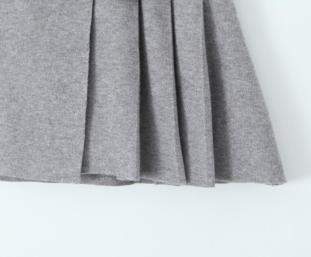 Knitted half skirt