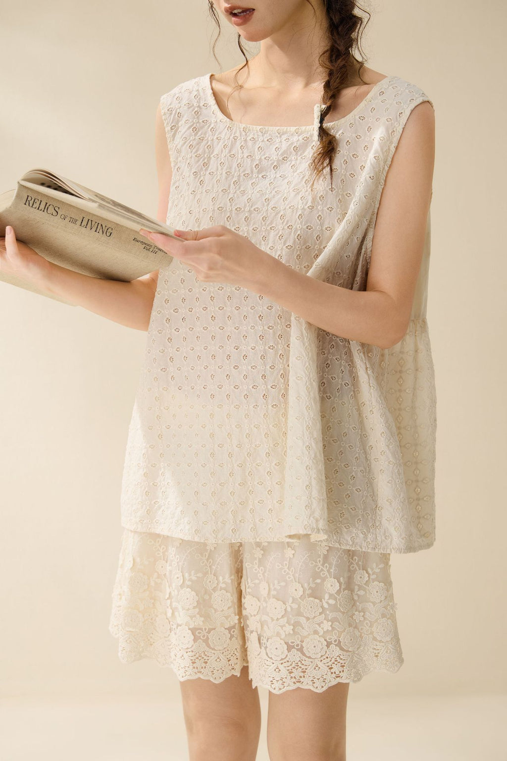 Lace shorts for women