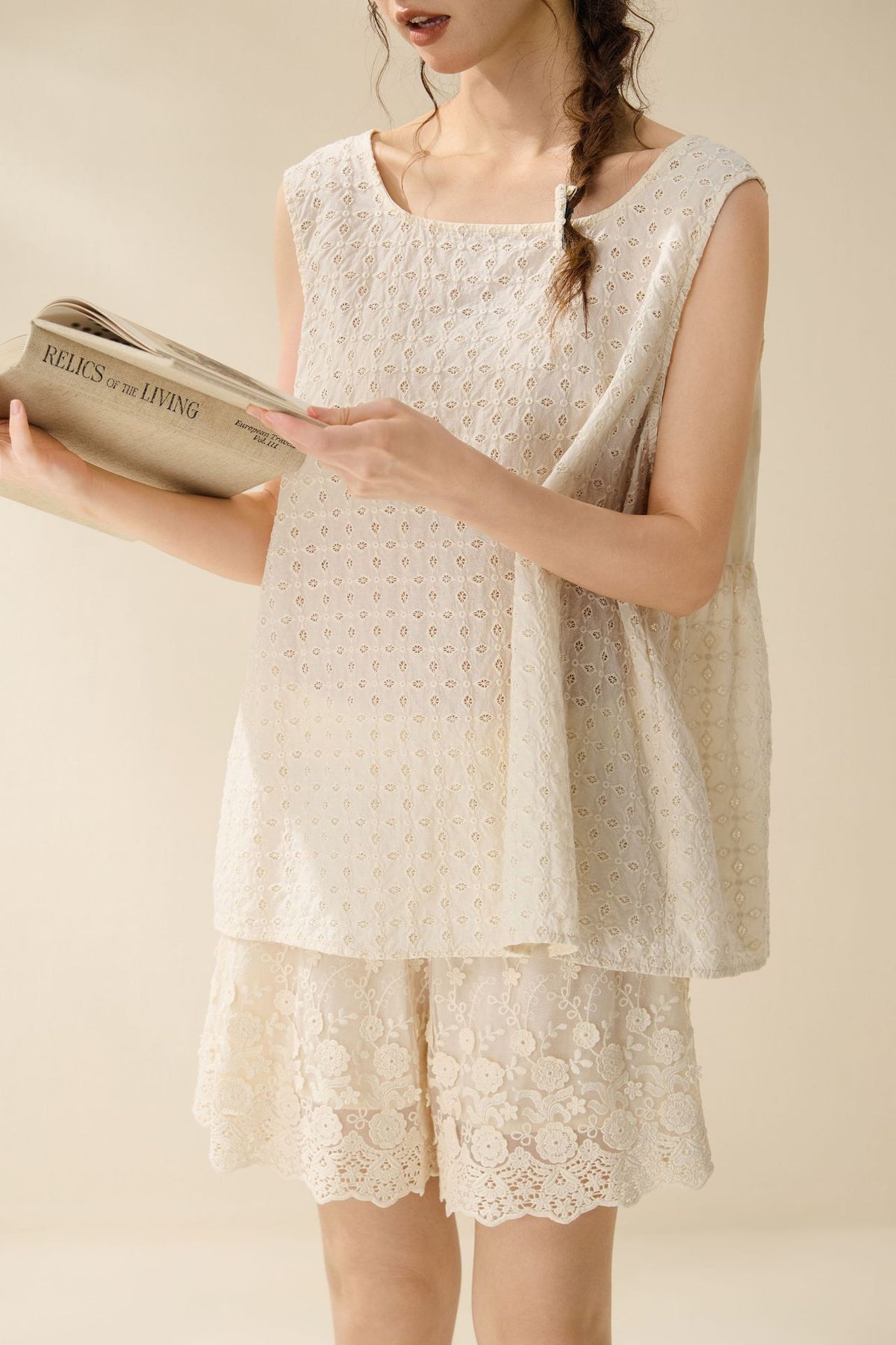 Lace shorts for women