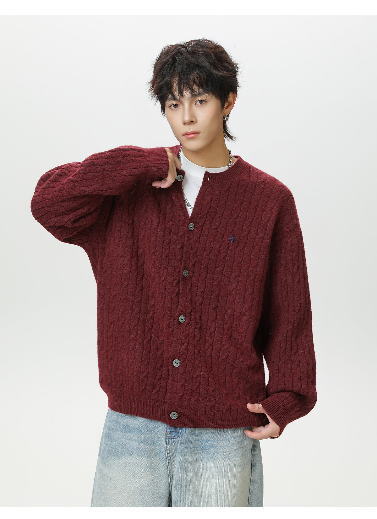 Round neck sweater for men