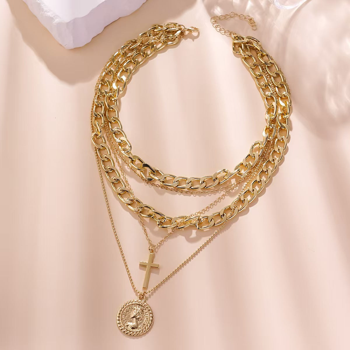 Alloy layered necklace