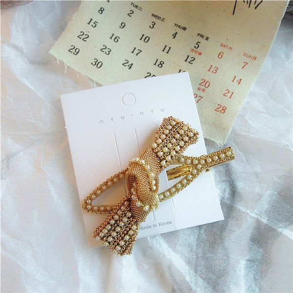 Pearls Hair Clip