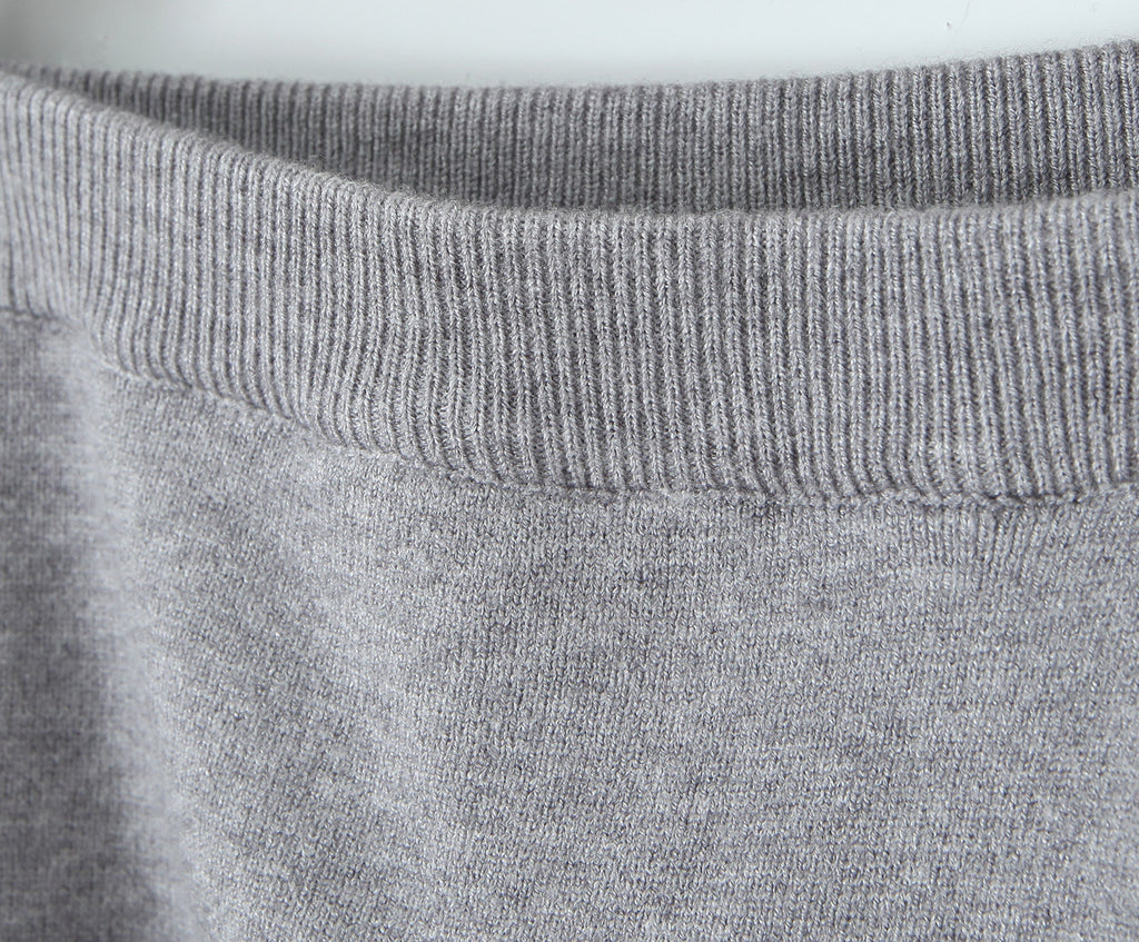 Knitted half skirt
