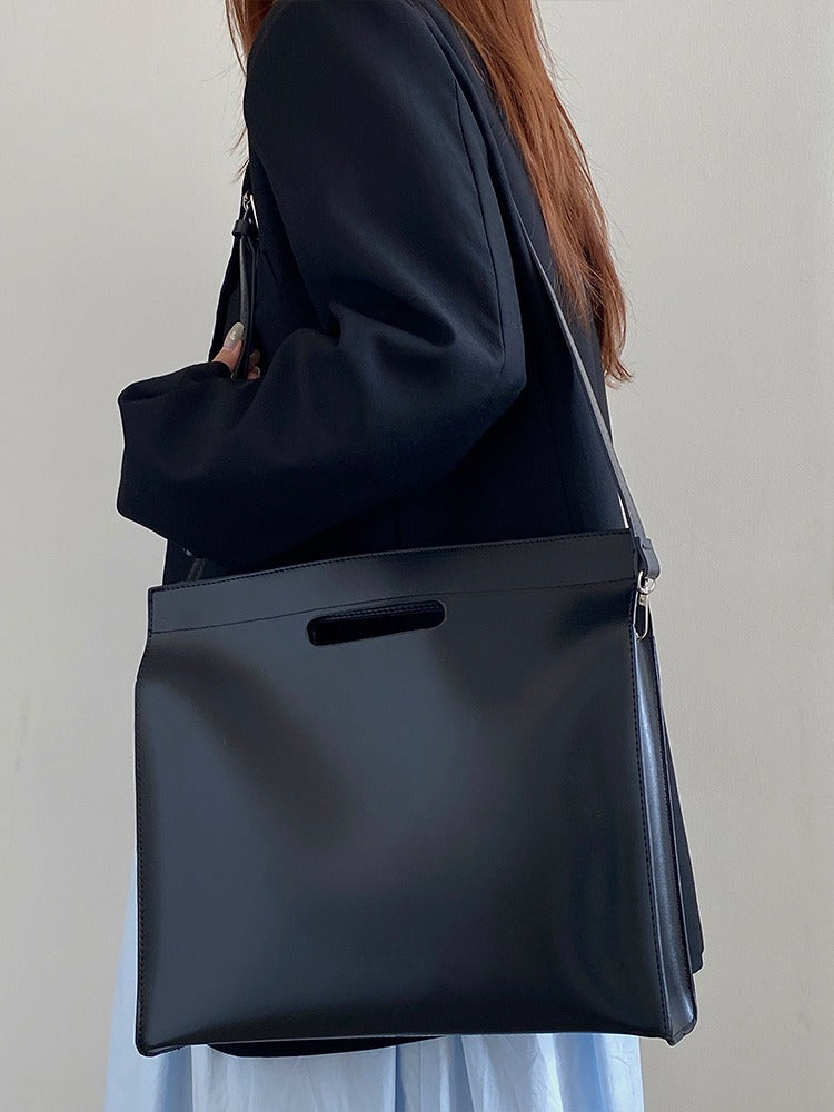 Official document tote bag