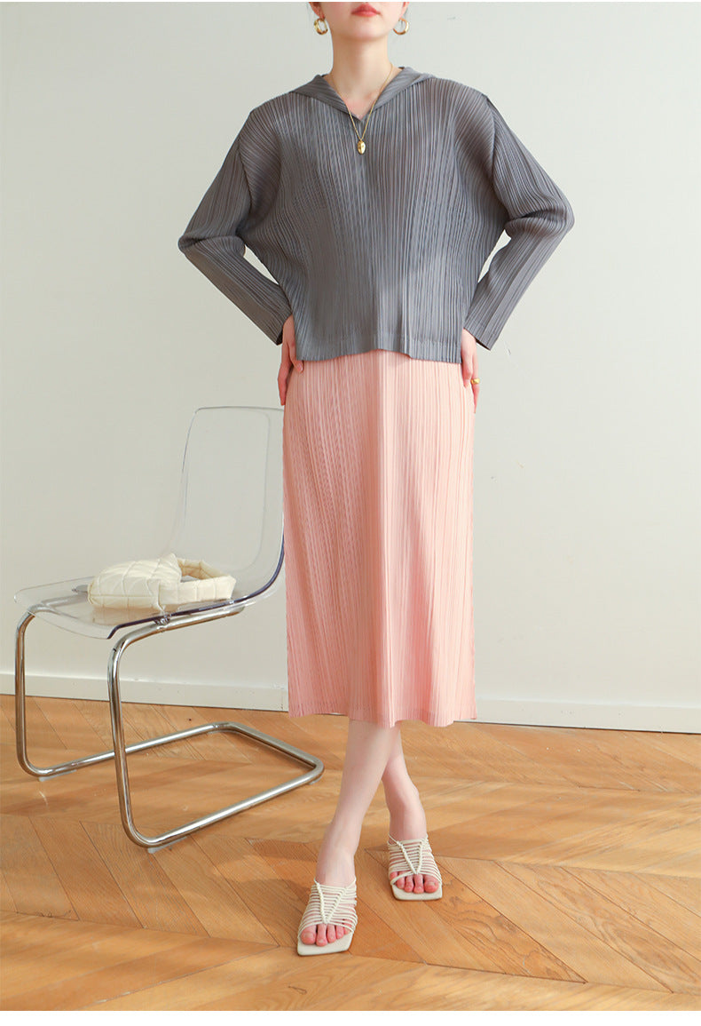 Pleated Hooded Sweatshirt