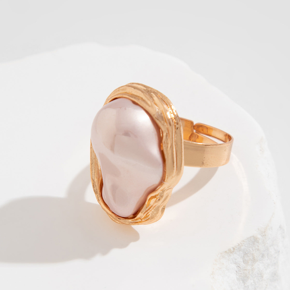 New Baroque inlaid irregular pearl rings