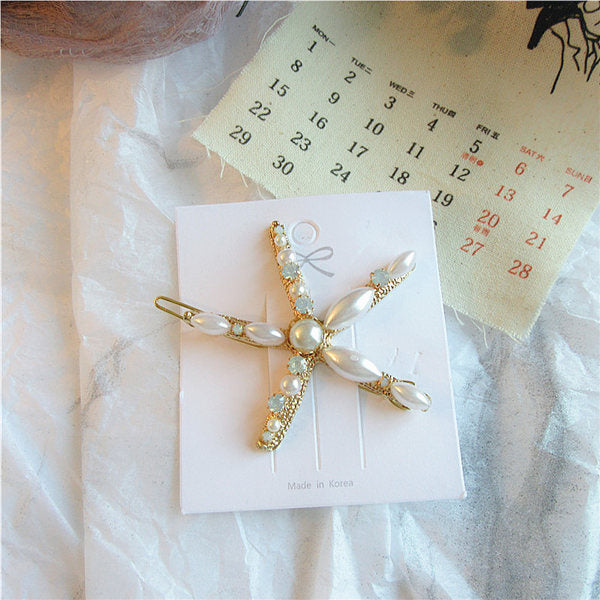 Pearls Hair Clip