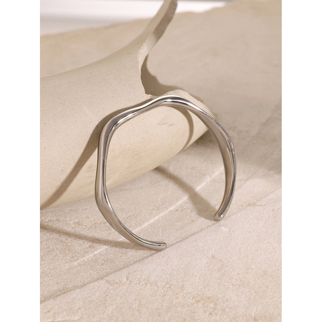Fine Ripple Open Bangle