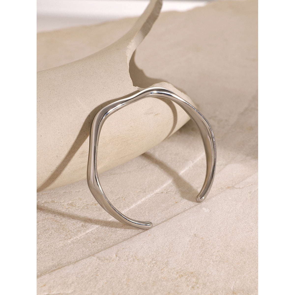 Fine Ripple Open Bangle