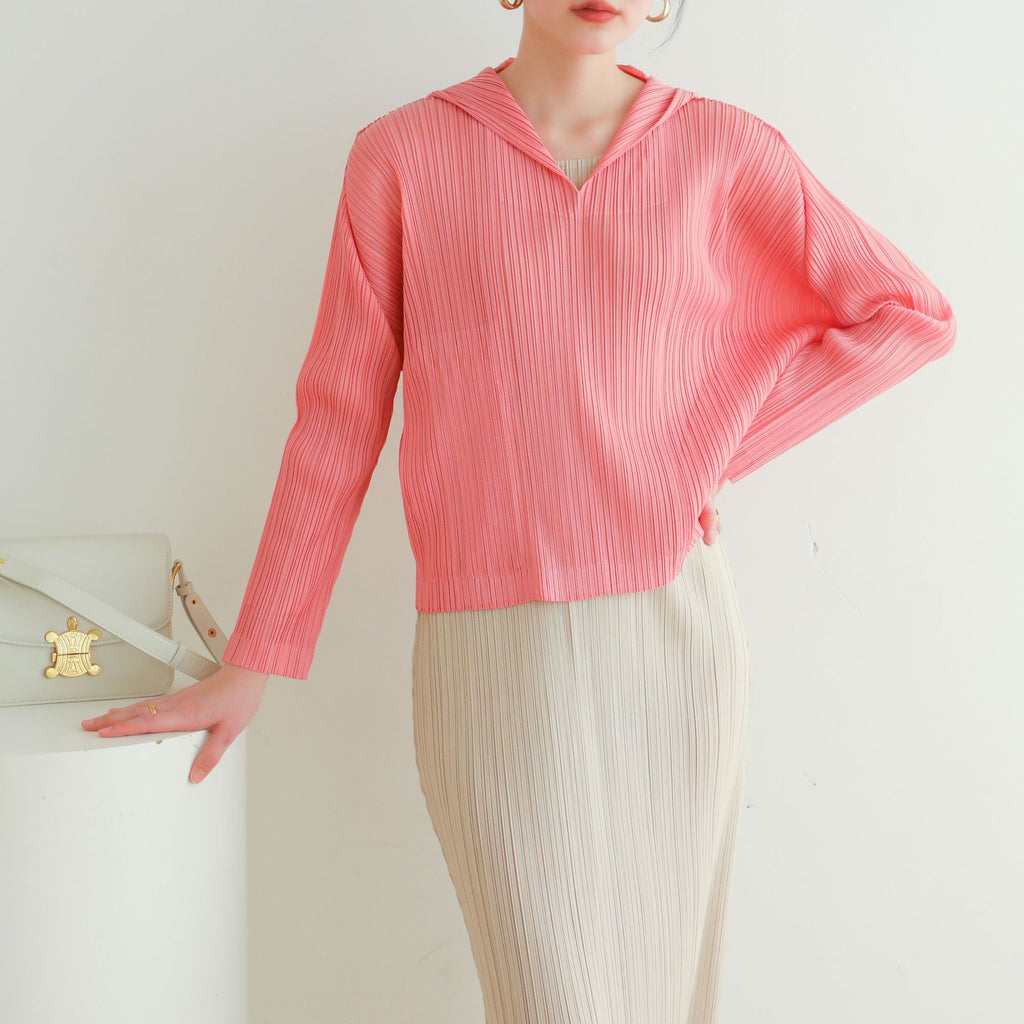 Pleated Hooded Sweatshirt