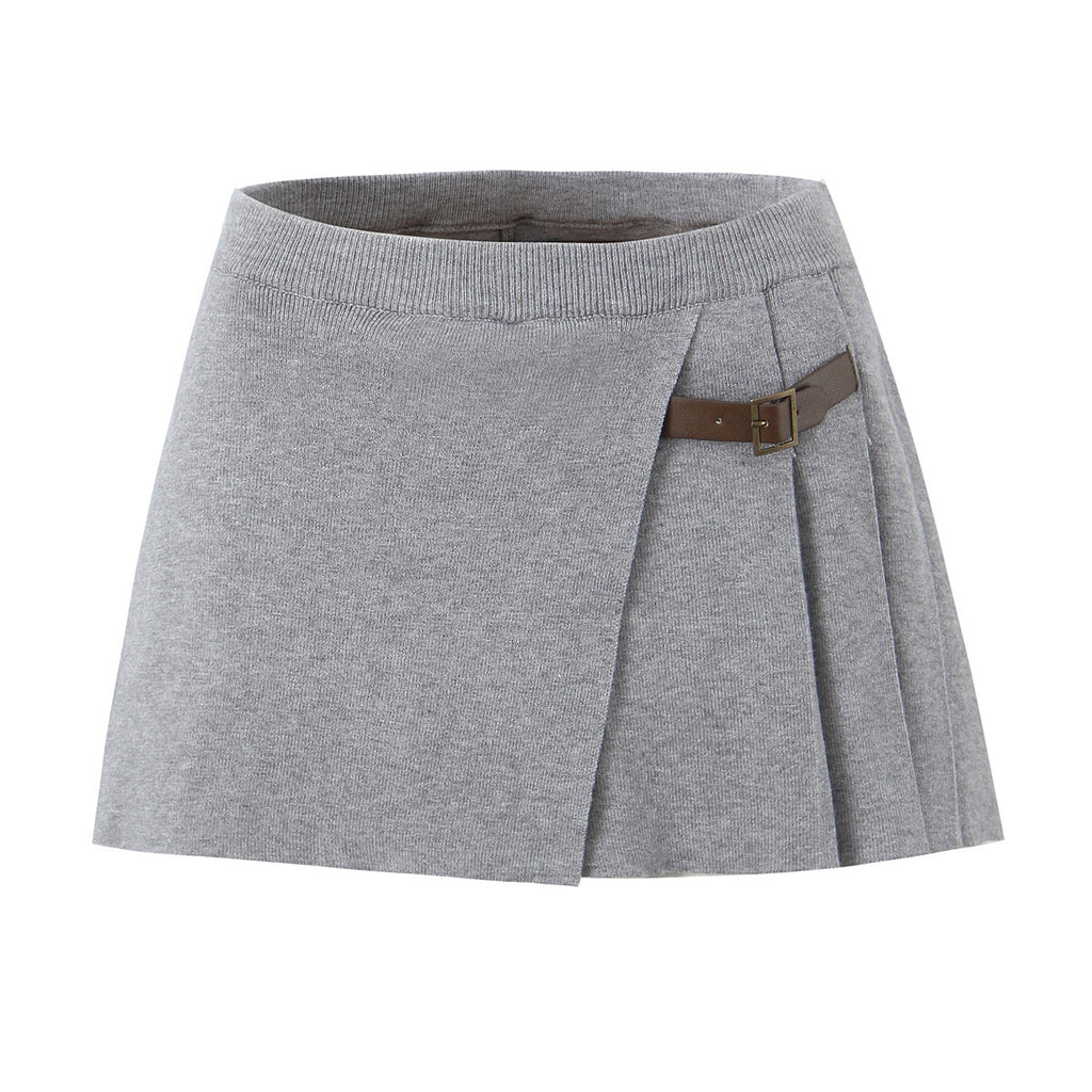 Knitted half skirt