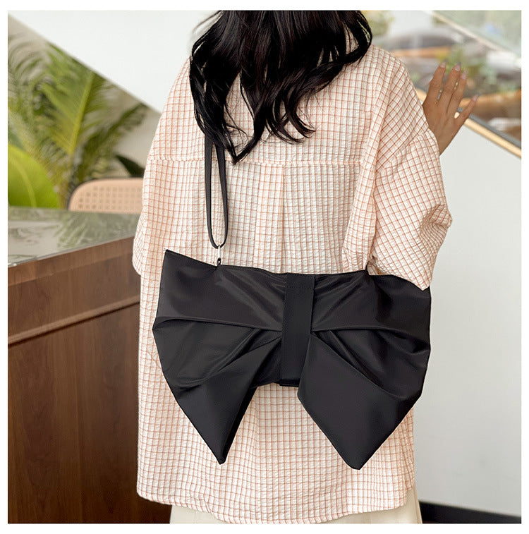 Bow tote bag