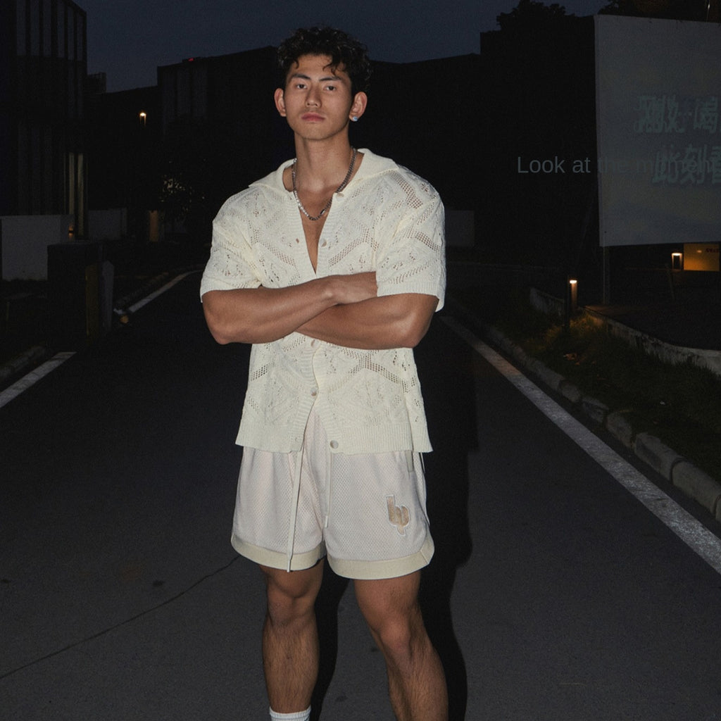 Short sleeved knitted shirt for men