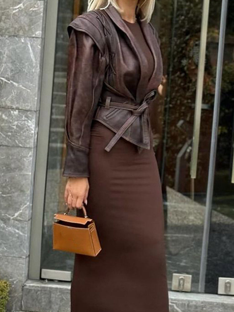 Strap up short long sleeved jacket