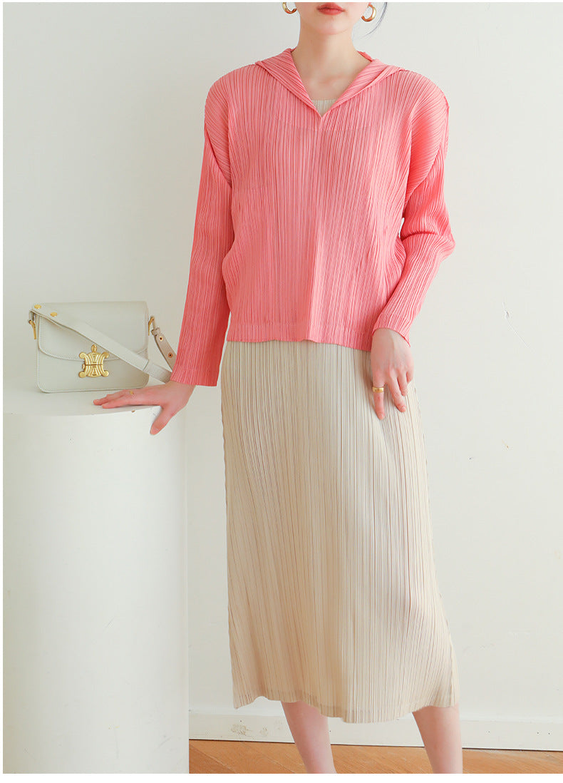 Pleated Hooded Sweatshirt