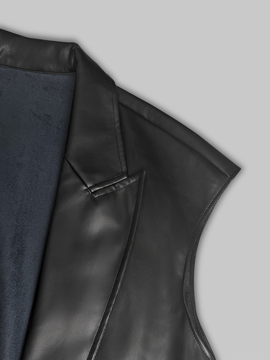 Sleeveless leather vest jacket