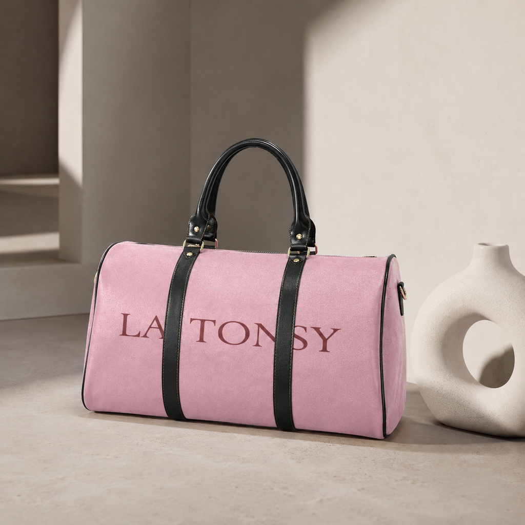 The Elara Weekender
