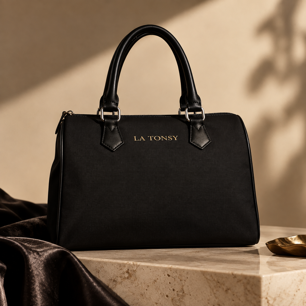La Tonsy Élan Barrel Handbag