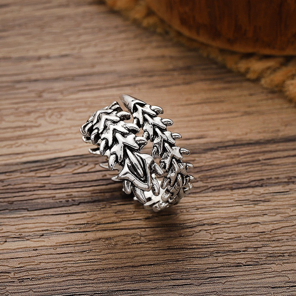 Spine Skull Ring