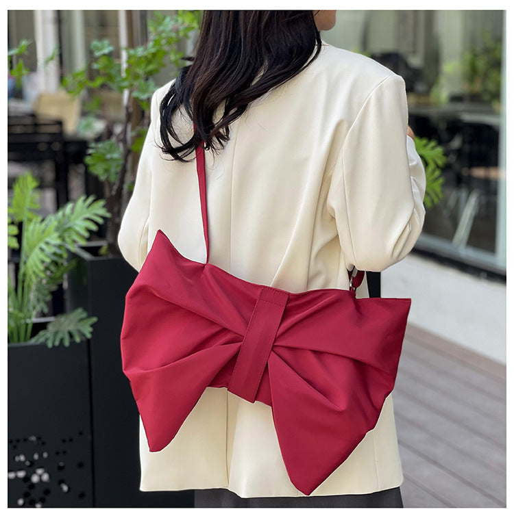 Bow tote bag