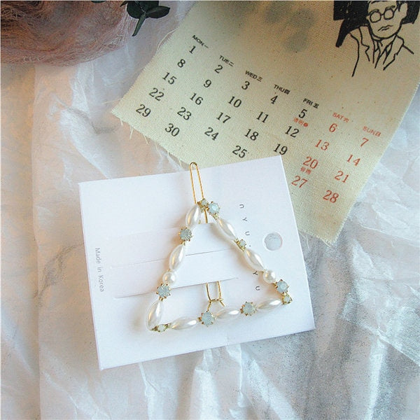 Pearls Hair Clip