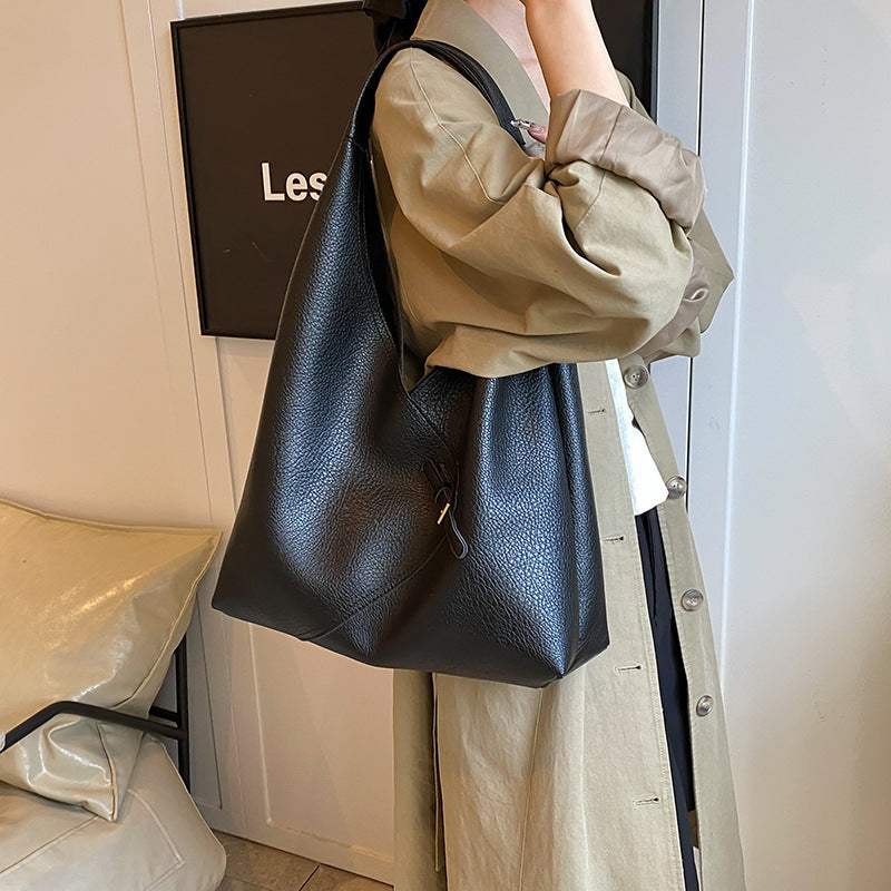 Solid  leather tote bag