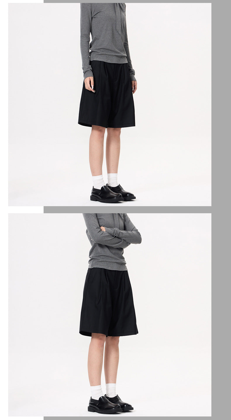 Shorts with Pleats and Diagonal Pockets