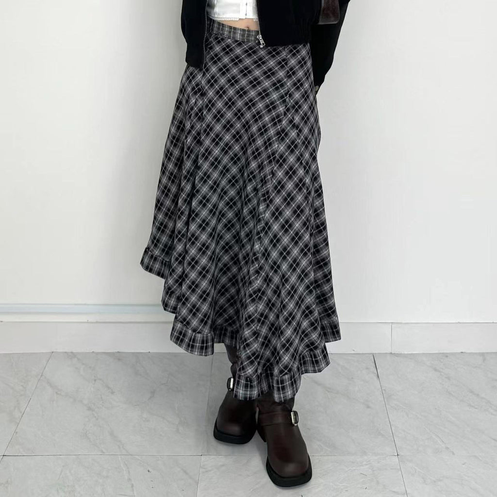 Irregular plaid skirt with half length