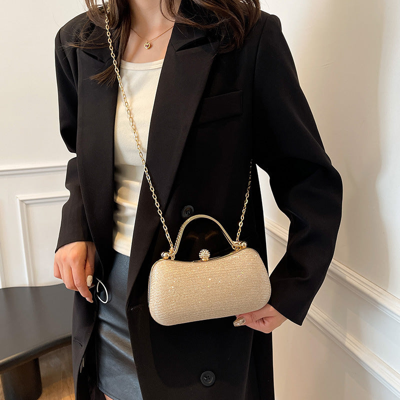 Sparkling diamond Chain crossbody bag