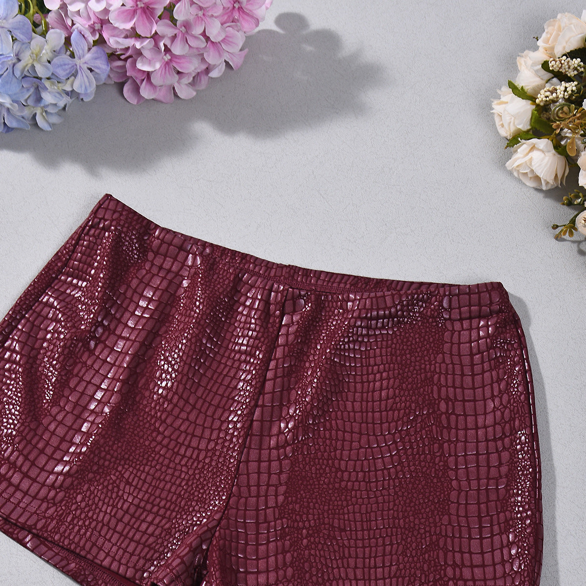 Low waist leather shorts